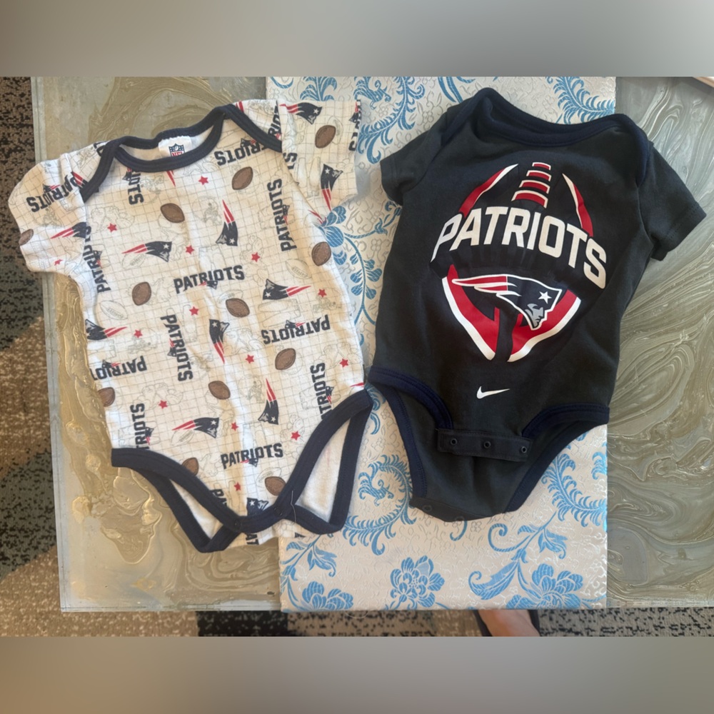 Five Patriots Onesies 0-3 Months